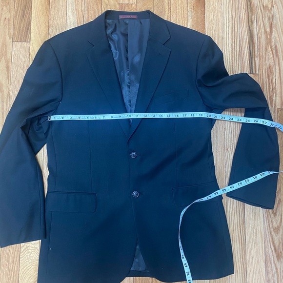 House of Benet Tailored 3 Piece Suit - Picture 9 of 16
